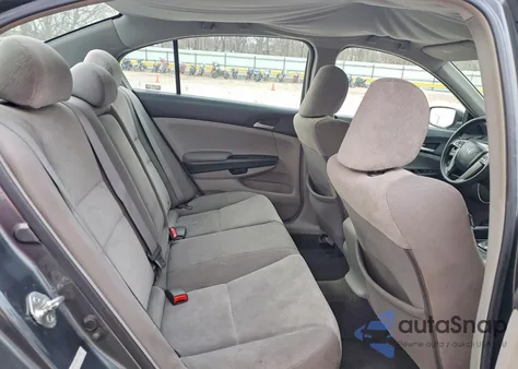 2009 Honda Accord Lxp z USA, uszkodzony, nr VIN 1HGCP26409A181088